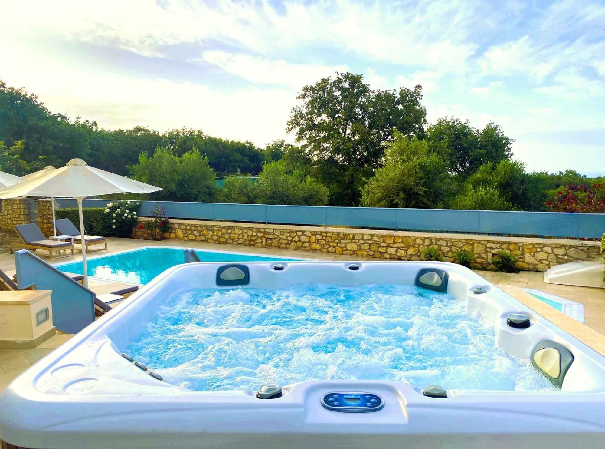Deluxe Villa Ianthos - Outdoor Hot Tub & Kids Pool Gállos المظهر الخارجي الصورة